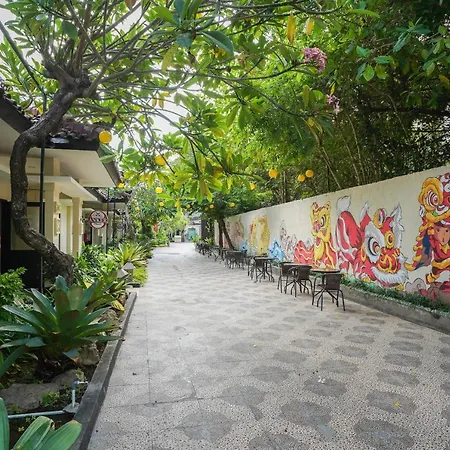 Oyo 1992 China Town Hotel Bali